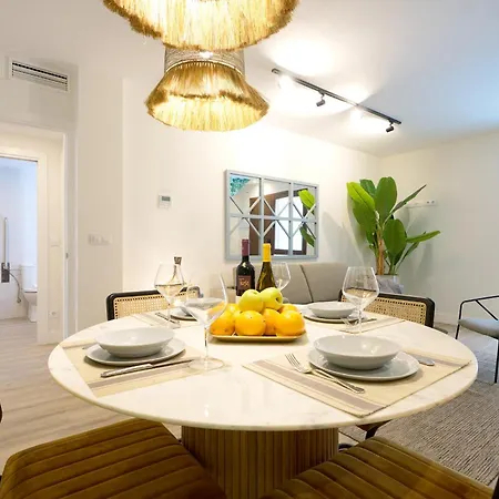 Lägenhetshotell Casa Pizarro, By Homing U Sevilla